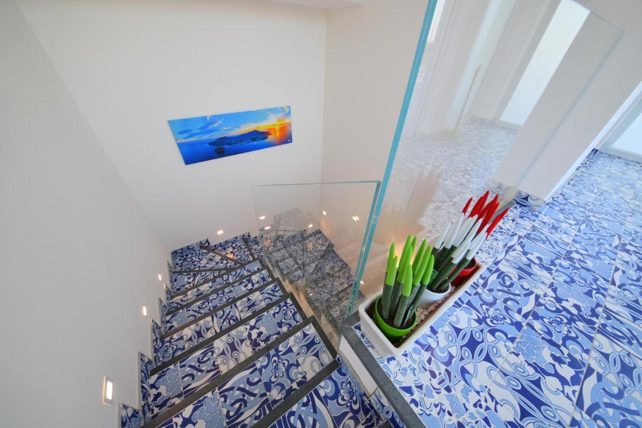Ischia Mavilan Luxury Apartments المظهر الخارجي الصورة